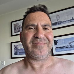 רון
